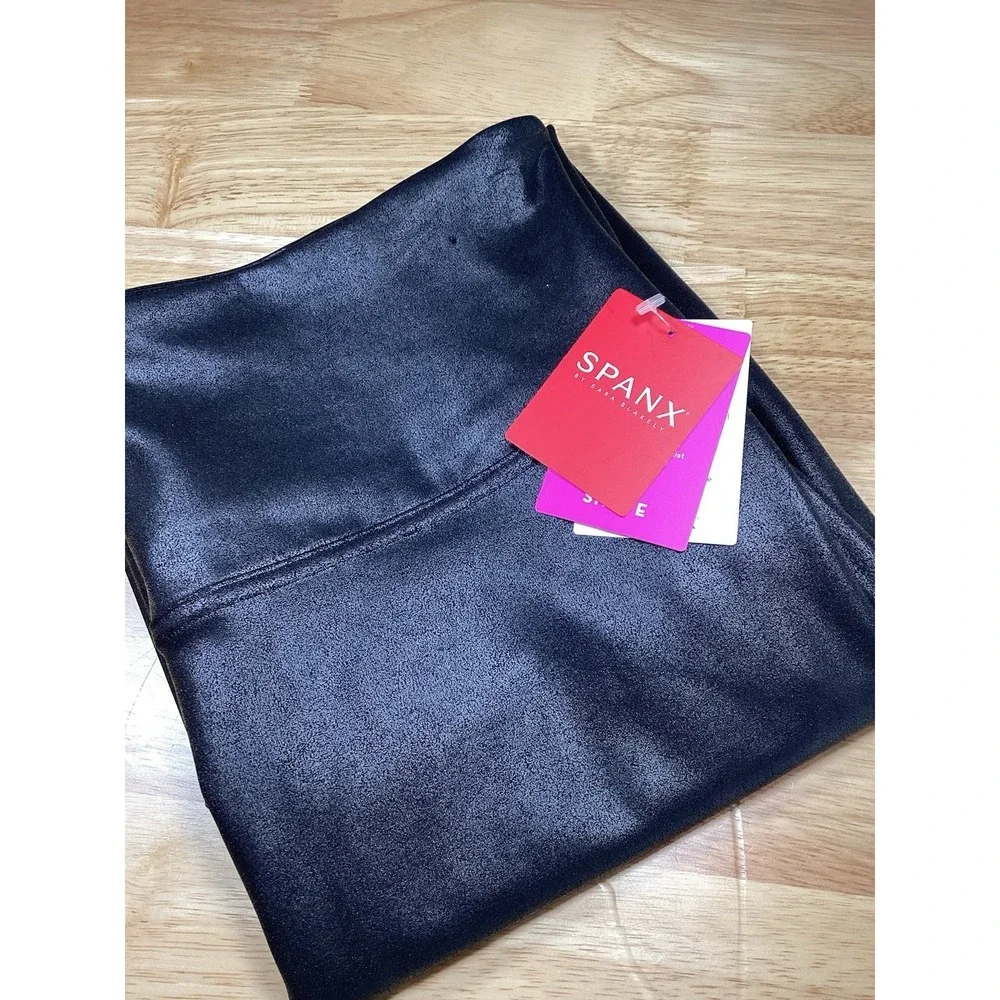 Spanx‎ Pencil Skirt Womens Large Black Faux Leather High Waist Pull On- NWT